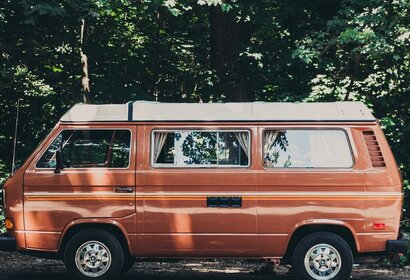Créer une oasis de sommeil dans le van, les tendances décoration de la literie