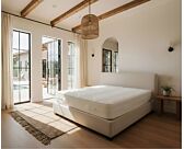 Matelas hybride hôtelier 140x200 cm 
Matelas Mousse et à ressorts ensachés 